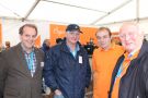 Fleißige Helfer am Kolpingstand